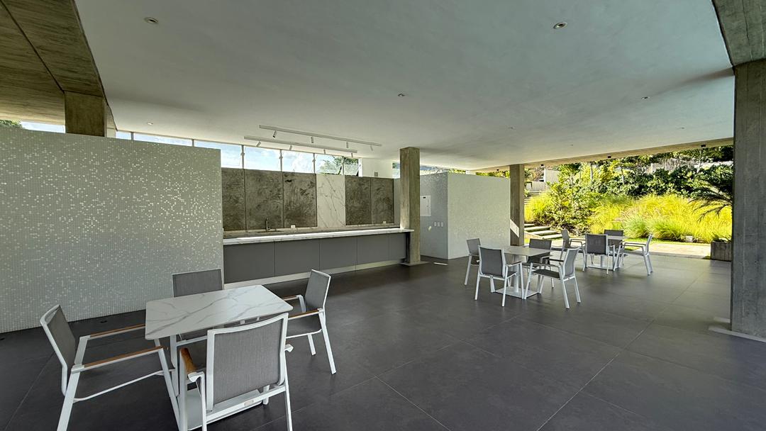 Se vende Apto PB 890m² 4h+2s/ 5b+1s/ 4e Altamira - Otras fotos