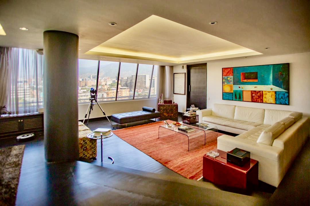 Se vende Apto 300m² 3h+s/3b+s/4p Lomas de Las Mercedes - Otras fotos