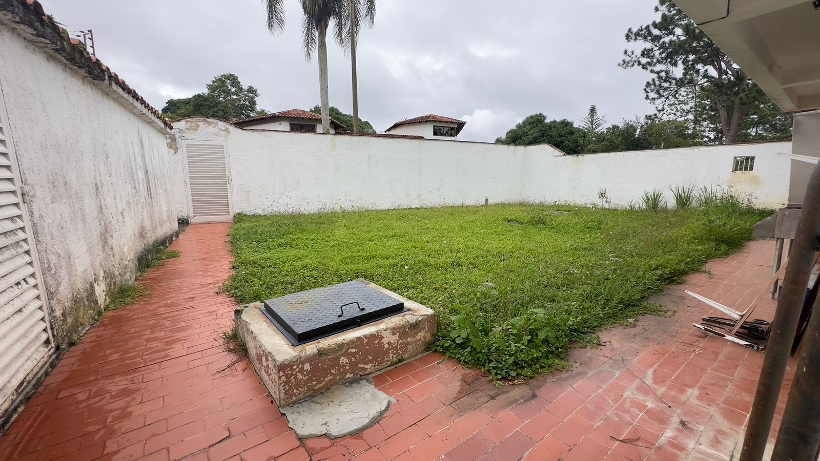 Se vende casa 1498m² 4h+2s/3b+1s/8e La Lagunita - Otras fotos