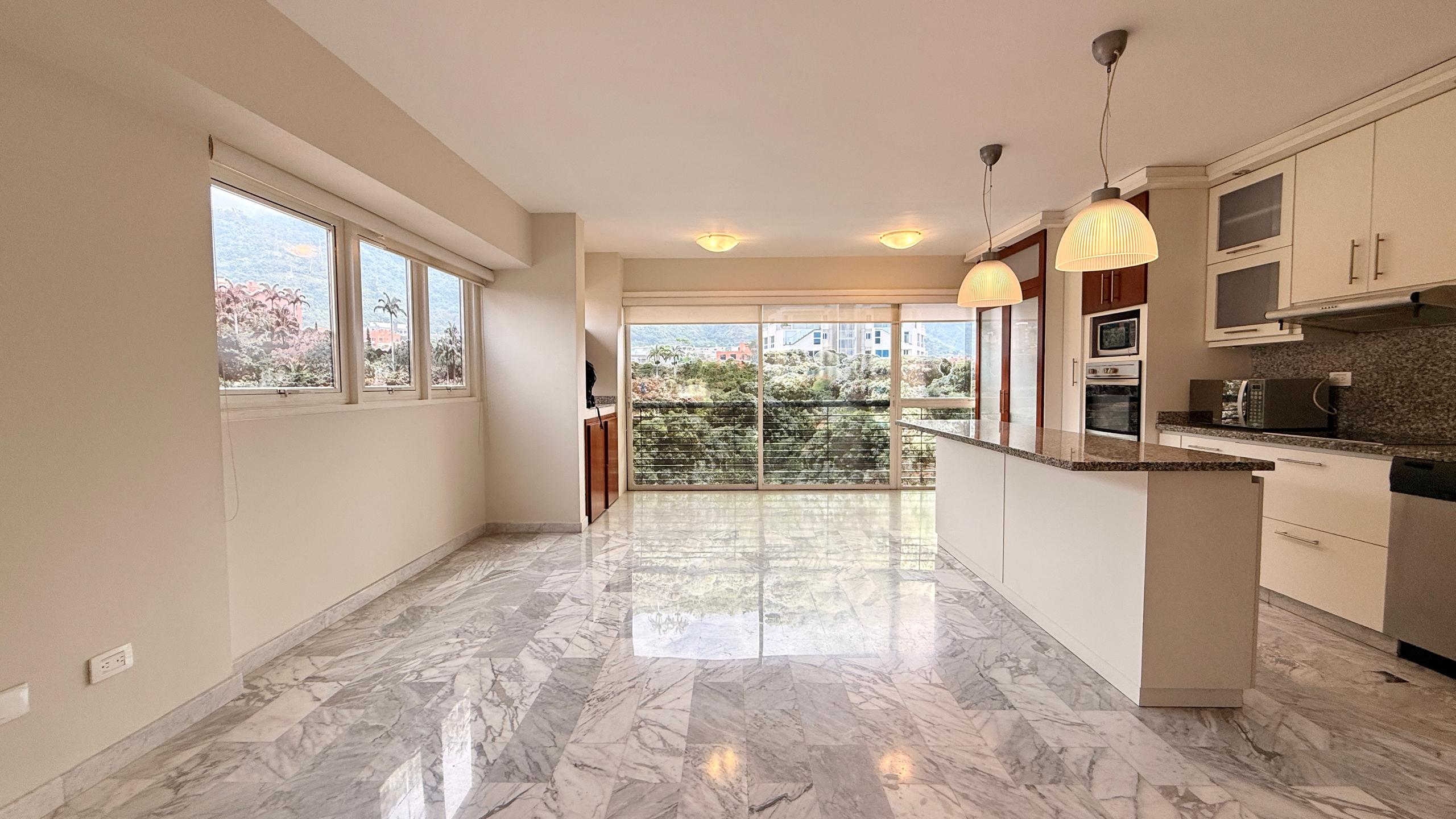 Se alquila Apto 85m² 2h/2b/2p Pedregal 3