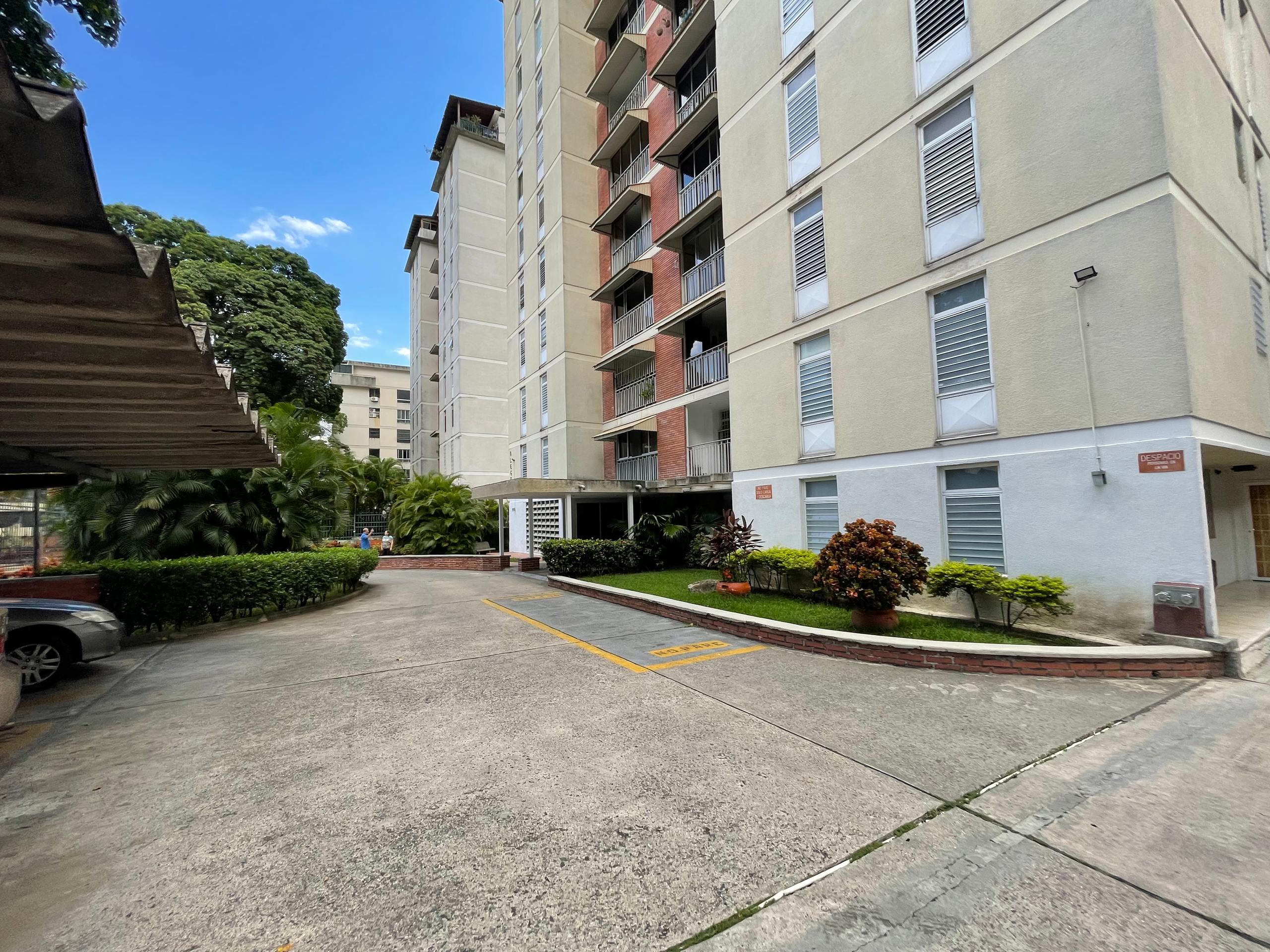 Se Alquila PH 189m² 3h/ 3b/ 2e Santa Eduvigis - Otras fotos