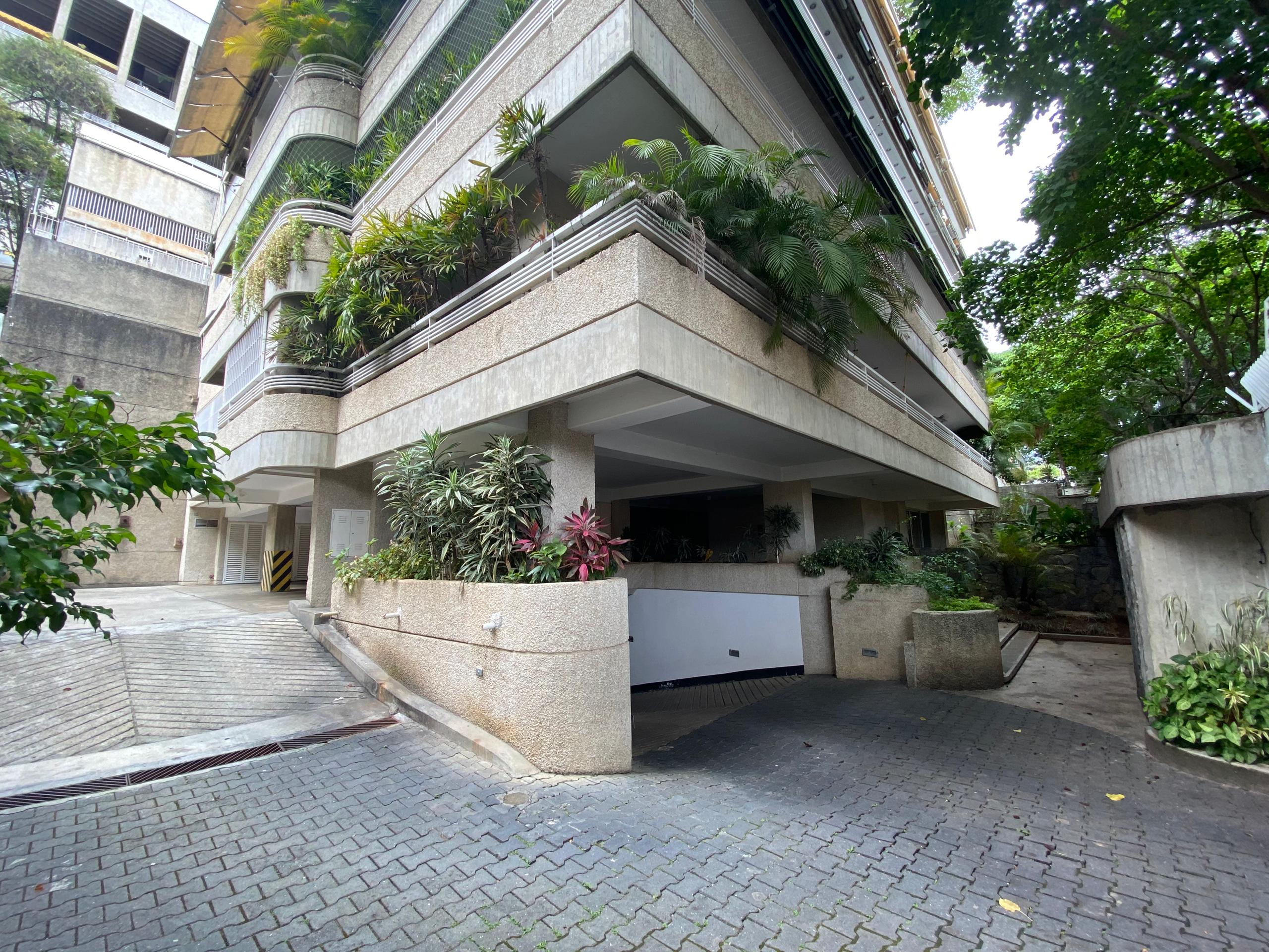 Se vende Apto 373m² 4h+s/ 5b+s/ 4e Altamira - Otras fotos