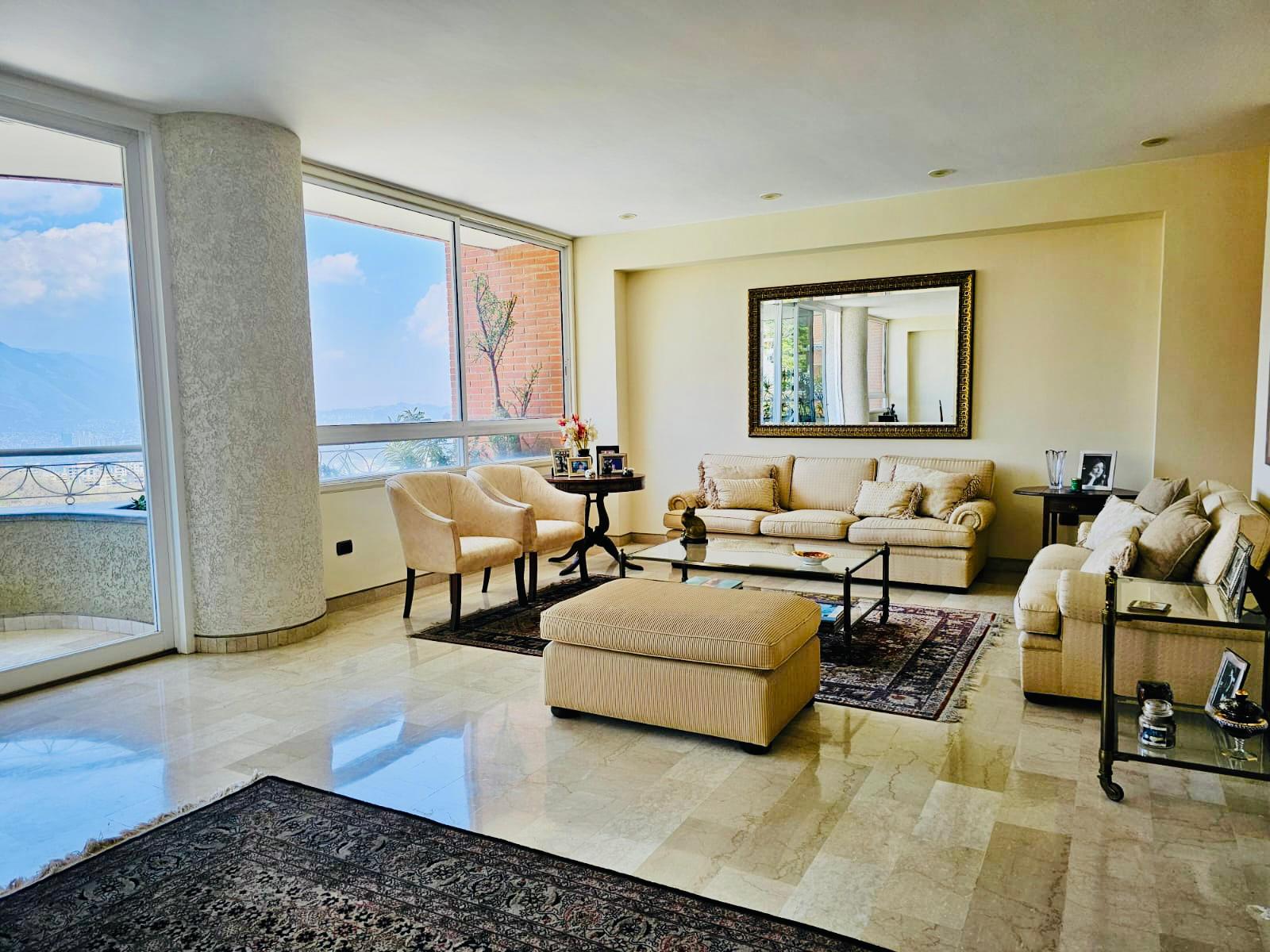 Se Vende Apto 320m² 4h+2s/5b+1s/4e Mirador de los Campitos - Otras fotos