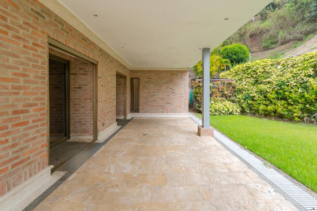 Se vende Apto 290m² + 450m² de Terraza 3h+s/3b+s/6p Los Naranjos - Otras fotos