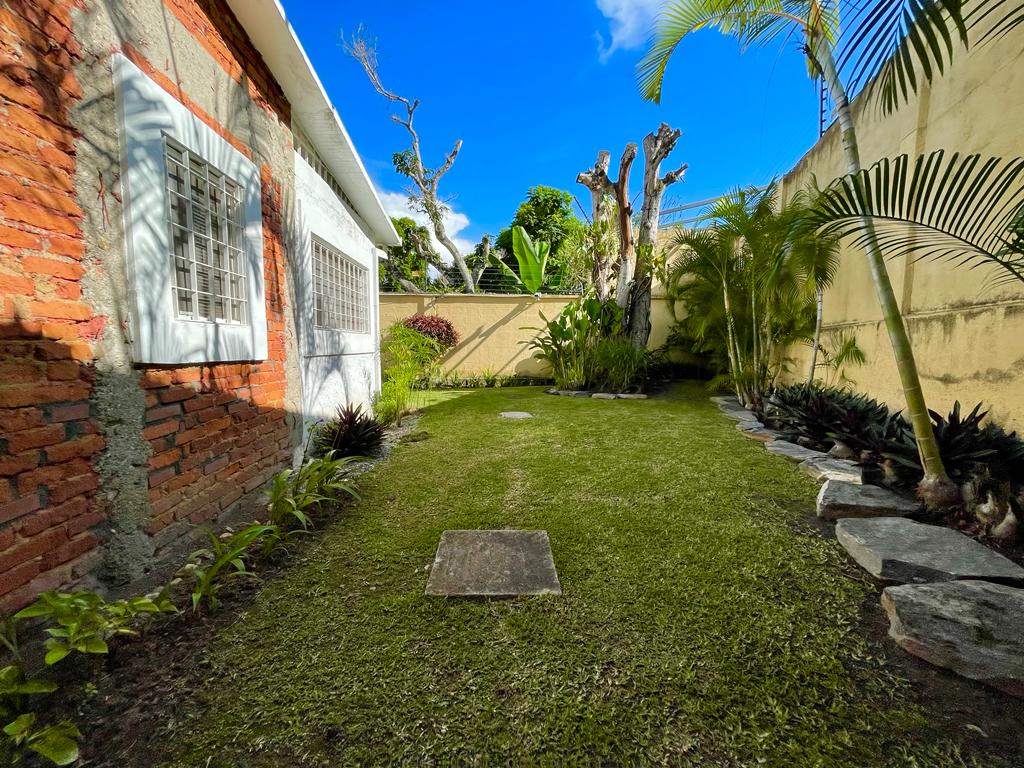 Se vende casa en La Castellana 706m² - 3h/3.5b/4pe 1