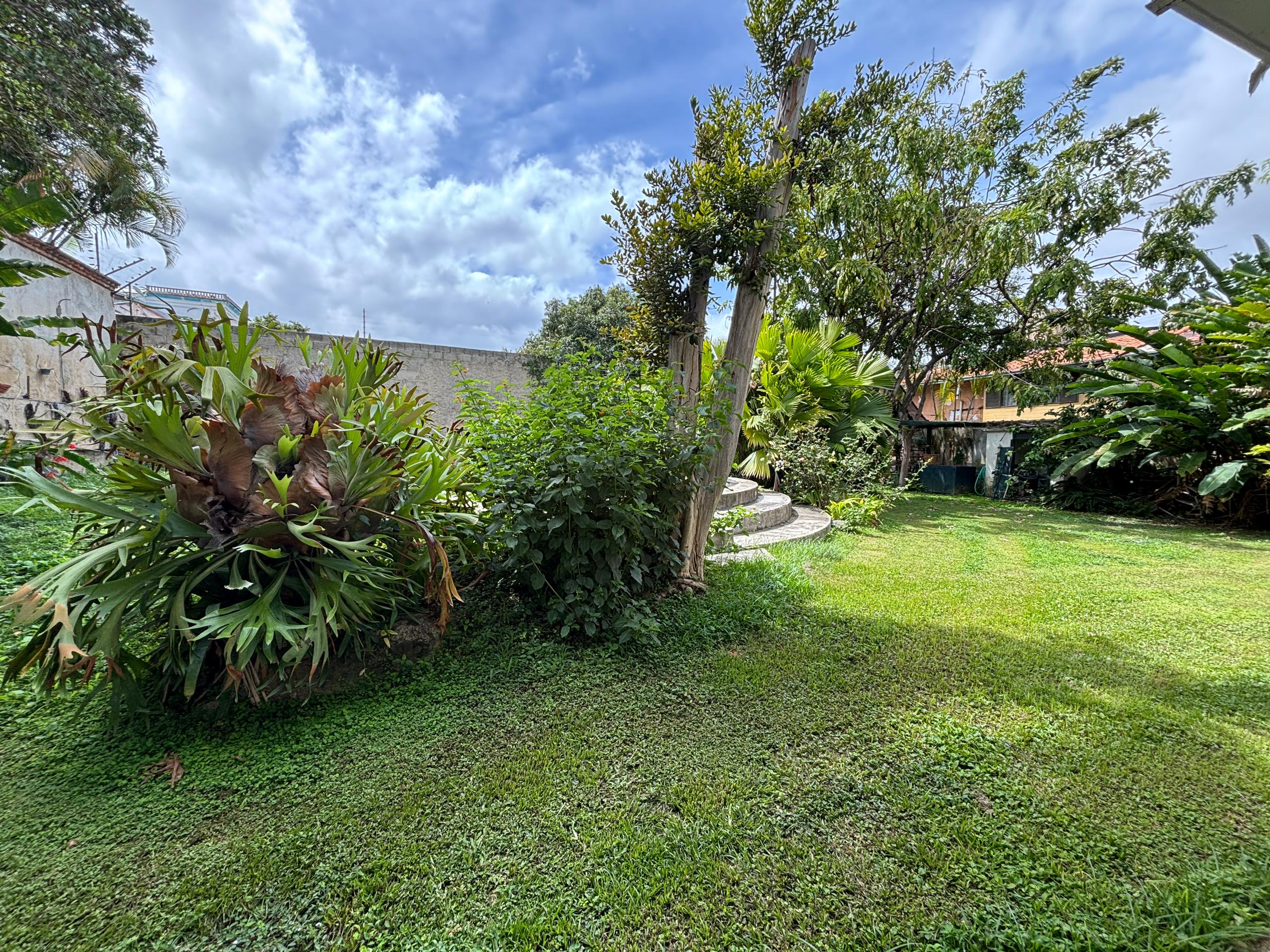 Se vende Casa 1000m² 4h+2s/6b+s/10p Los Chorros - Otras fotos