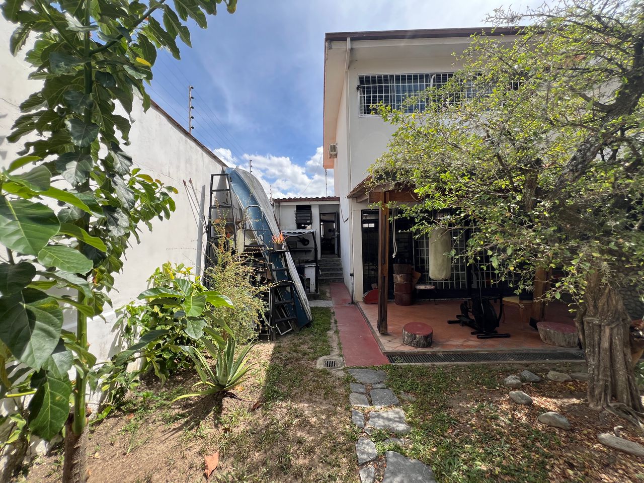 Se vende casa 617,85m² 3h+s/7b/4p Santa Marta - Otras fotos