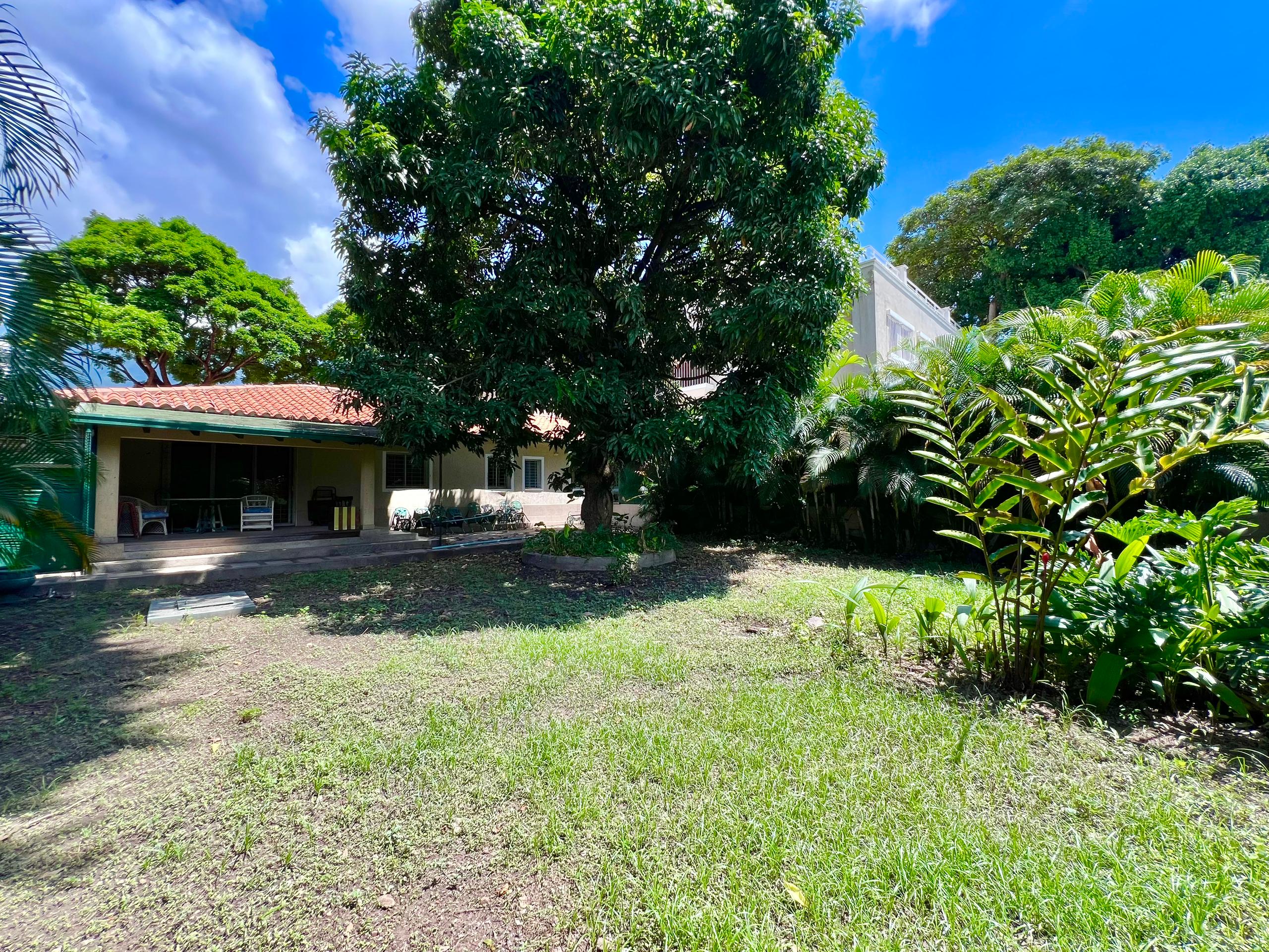 Se vende Terreno 1273m² La floresta 4