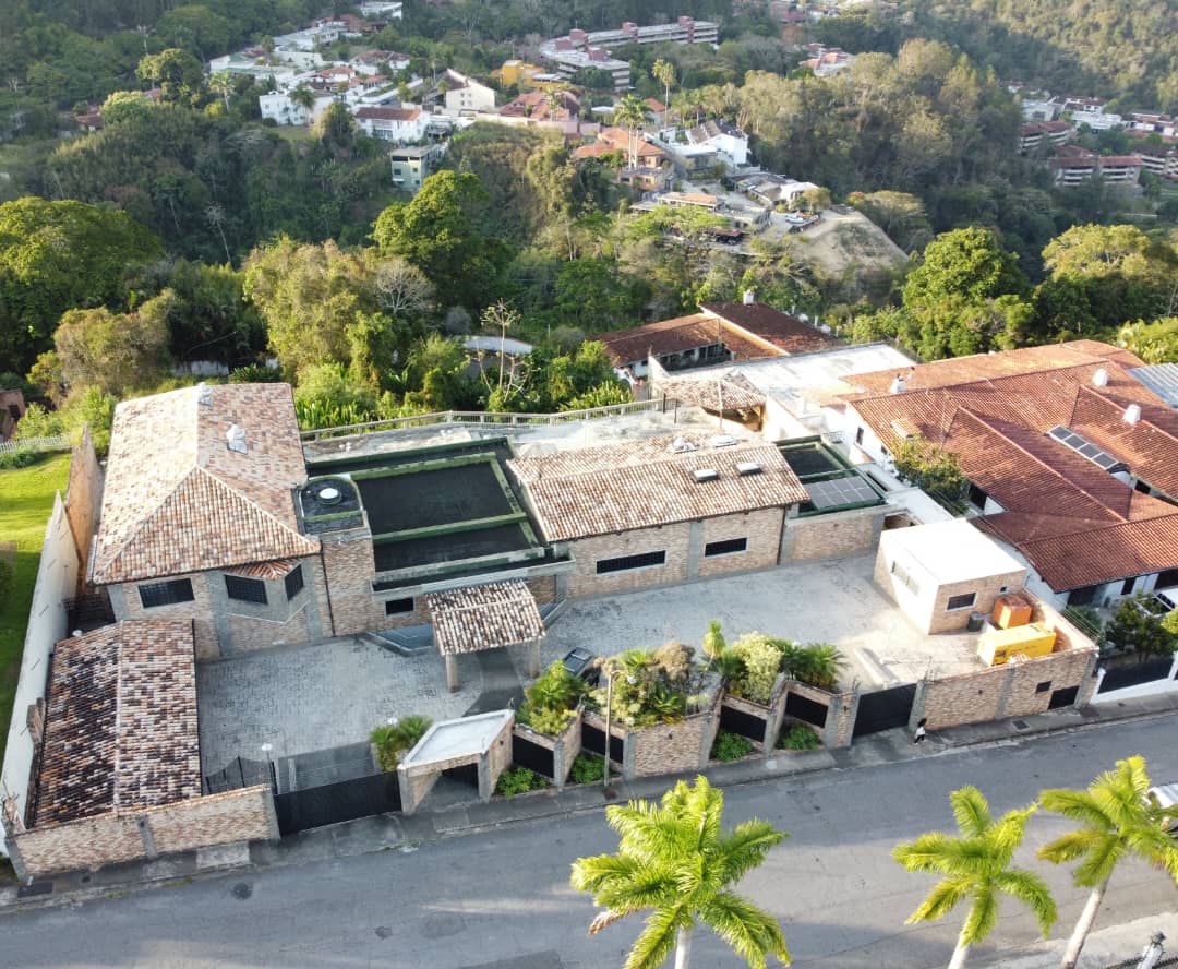 Se vende casa 2000m² 7h/10b/20p La Lagunita 3