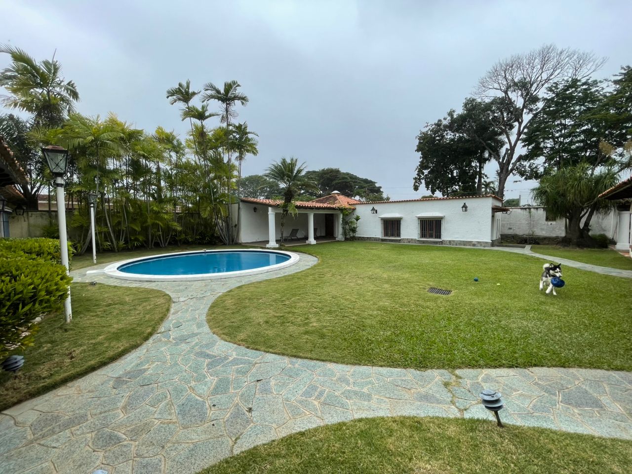 Se vende casa 2023m² 5h+2s/12b+2s/12p Cerro Verde - Otras fotos