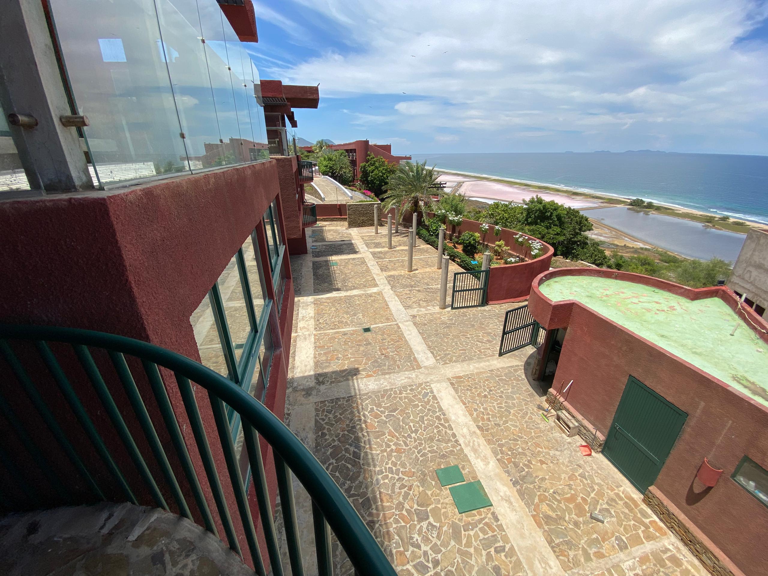 Se Vende PentHouse 164,47m² 2h+2s/3b+1s/1p Colinas de Caranta - Otras fotos