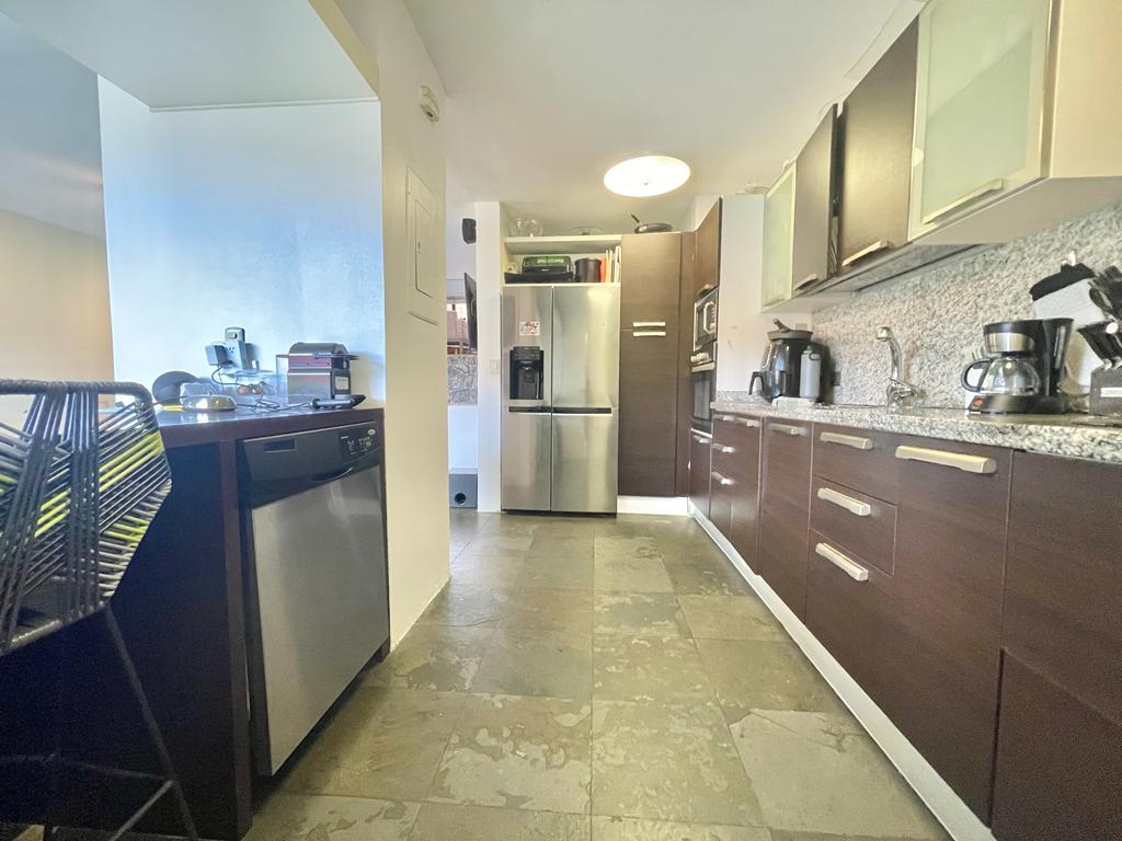 Se vende townhouse 320m² 4h+s/3b+s/7p El Hatillo - Otras fotos