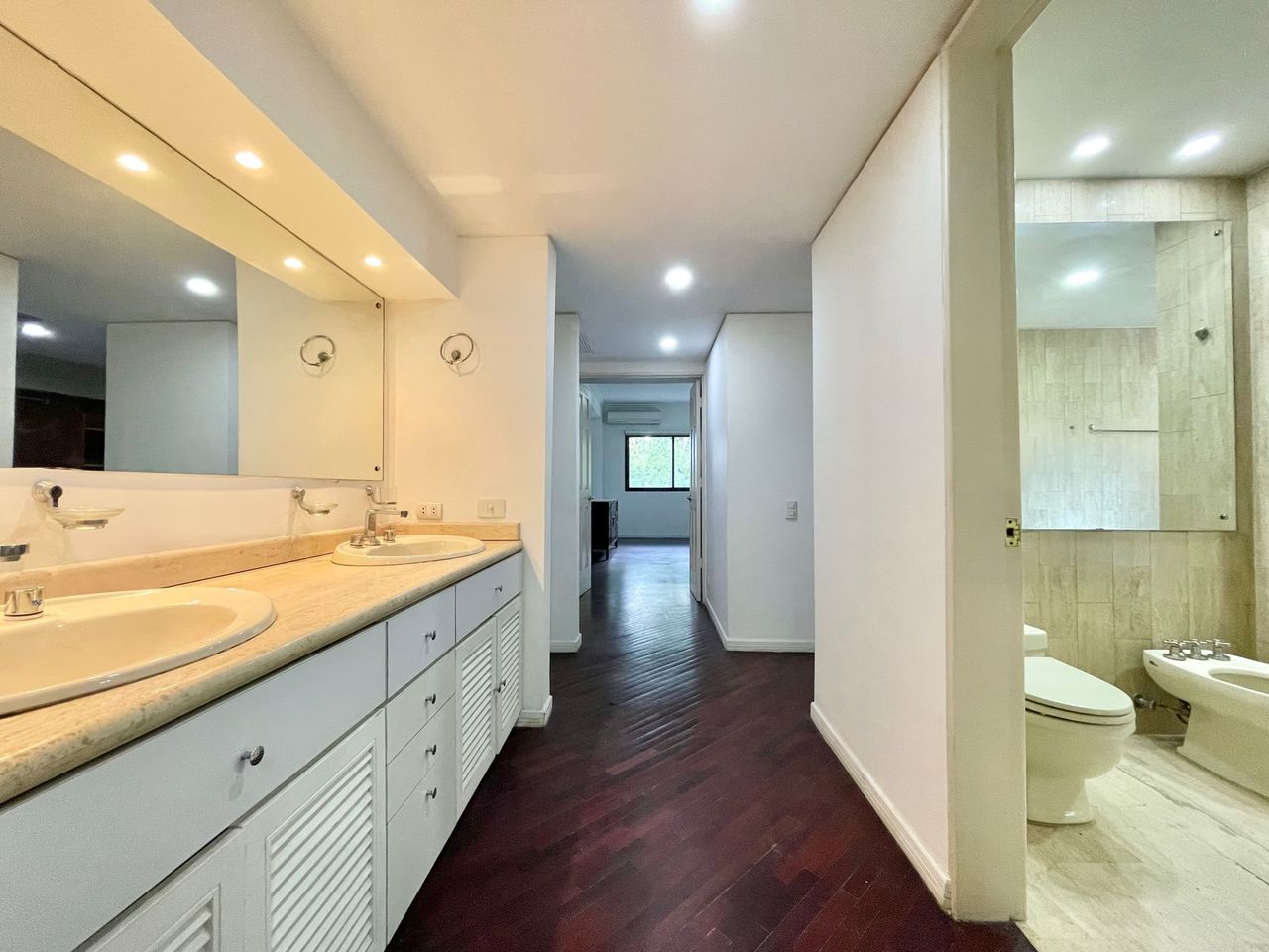 Se vende Apto 400m² 4h+2s/5b+/5p Country Club - Otras fotos