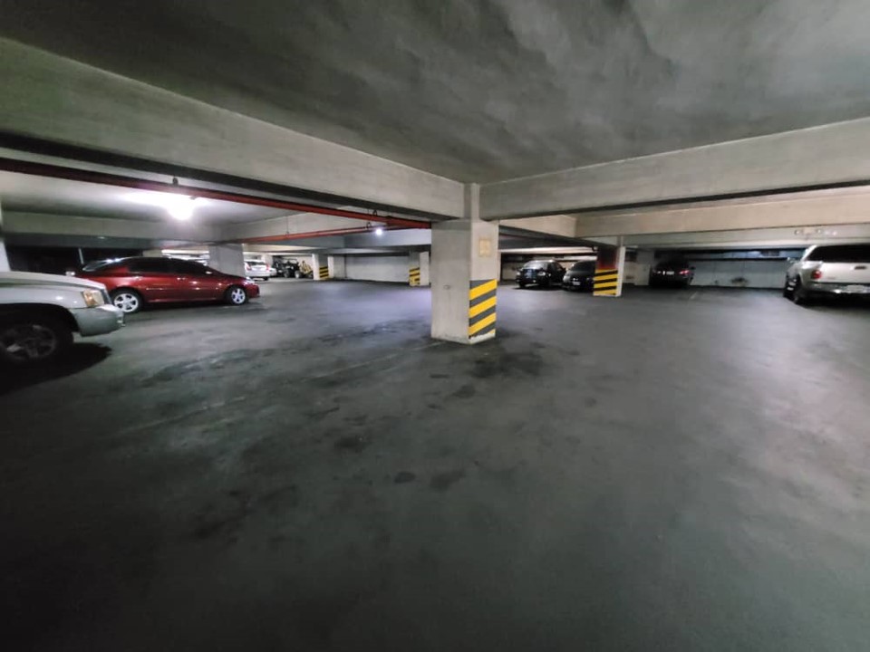 Se vende Estacionamiento 7628m² Montalban III 5