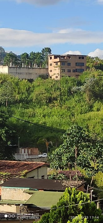 Se vende Terreno 1980m² El Hatillo 3