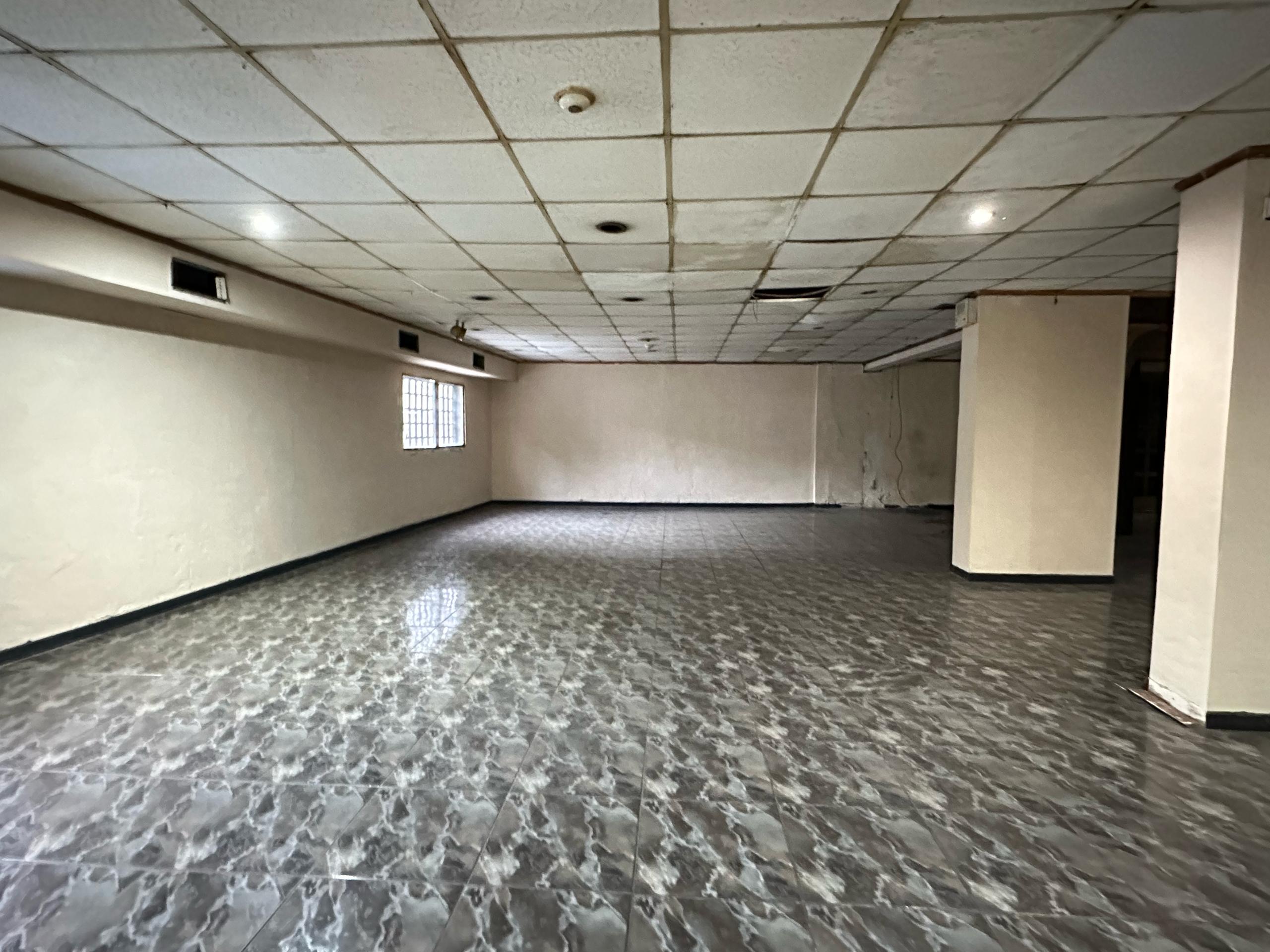 Se Alquila casa comercial 475m² 5h+s/2b+5s/15e Colinas de bello monte 5