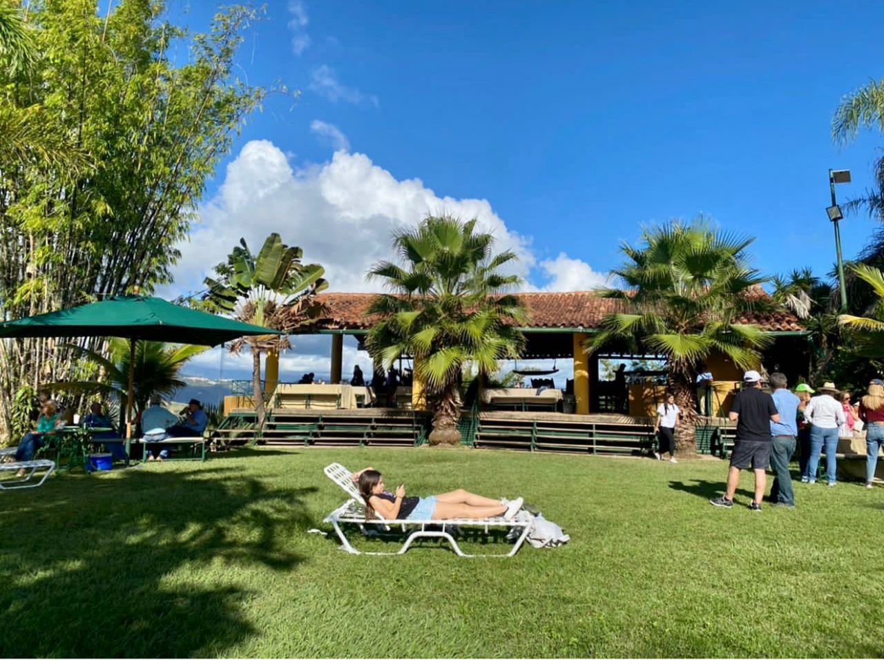 Se vende Finca 40000m² 10h+4s/6b El Hatillo 3