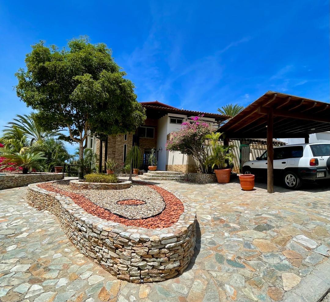 Se vende casa 1475m² 3h+s/4b+s/4p Agua de vaca, Nueva Esparta - Otras fotos