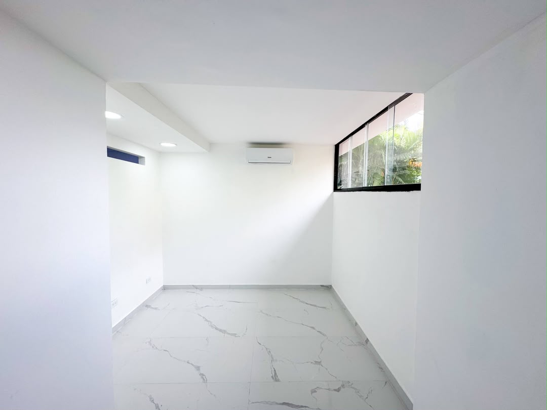 Se vende Apto 156m² 3h+s/4b/1p Caurimare 3