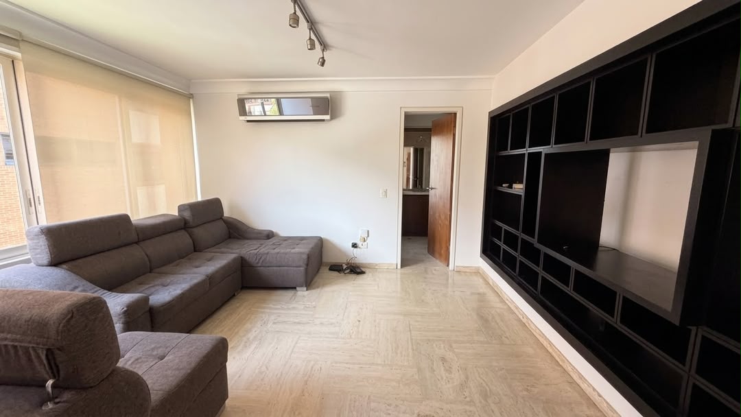 Se alquila 120m² 2h/2b+s/2p Campo Alegre 1