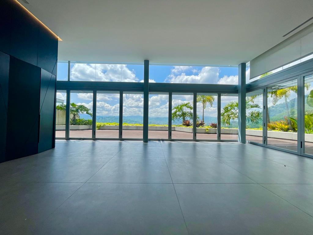 Se vende PH Duplex 794 m² 4h+2s/6b+2s/3p en Altamira - Otras fotos