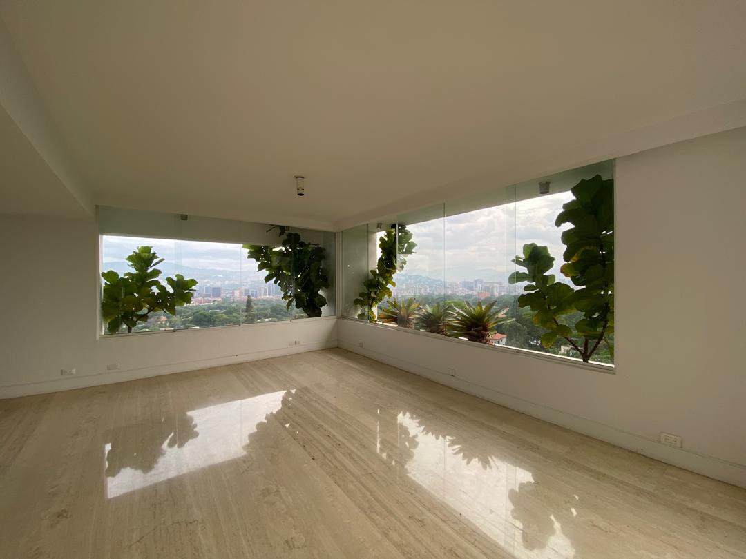 Se vende/alquila Apto 450m² 2h+2s/3b+s/3e  La Castellana - Otras fotos