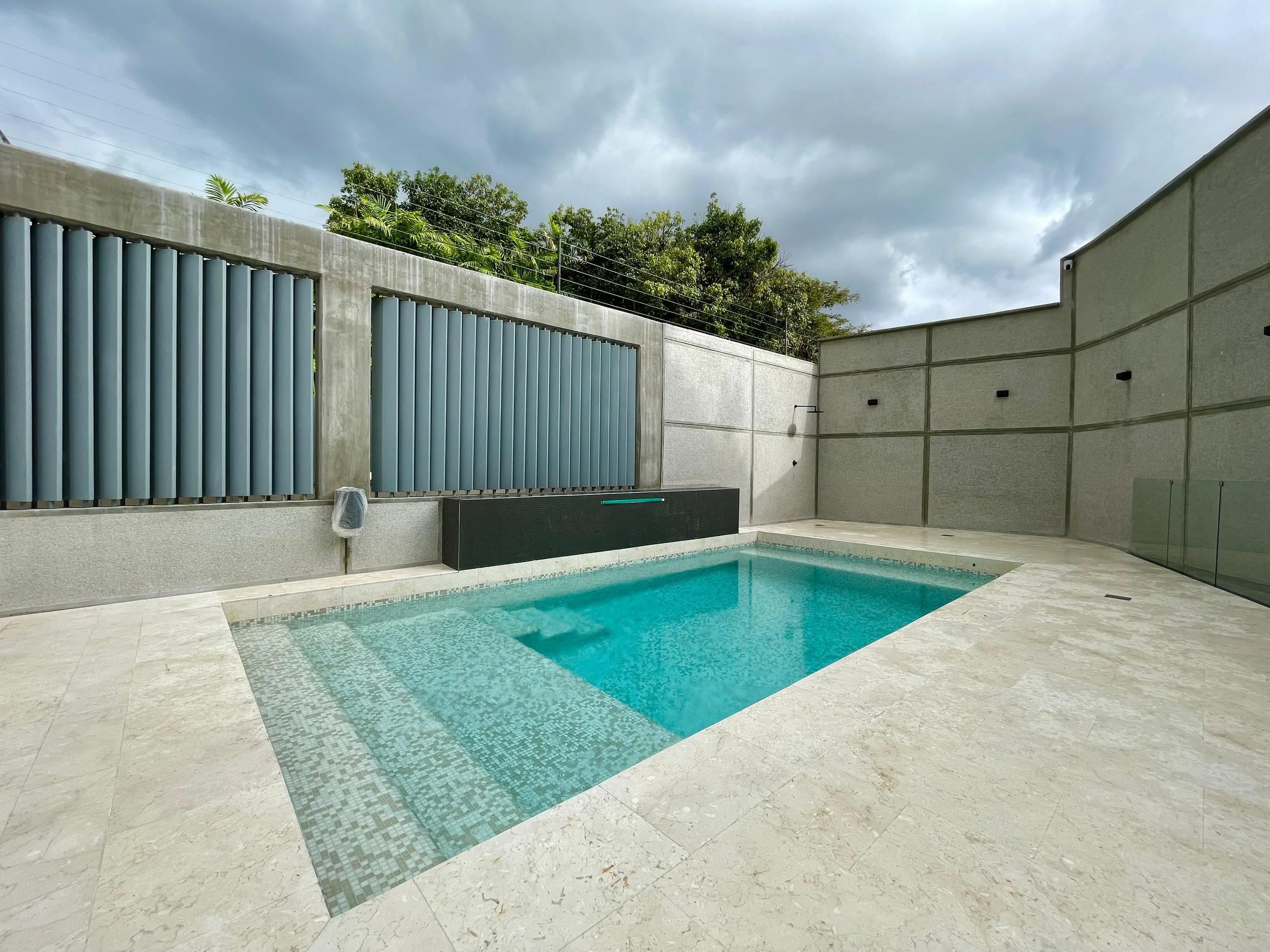 Se alquila casa 892m² 4h+1s/4b+1s/6e Altamira 5