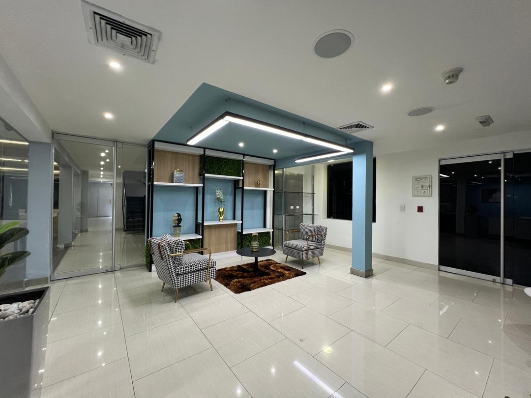 Se vende casa 1100m² 7b/14p Chuao - Otras fotos