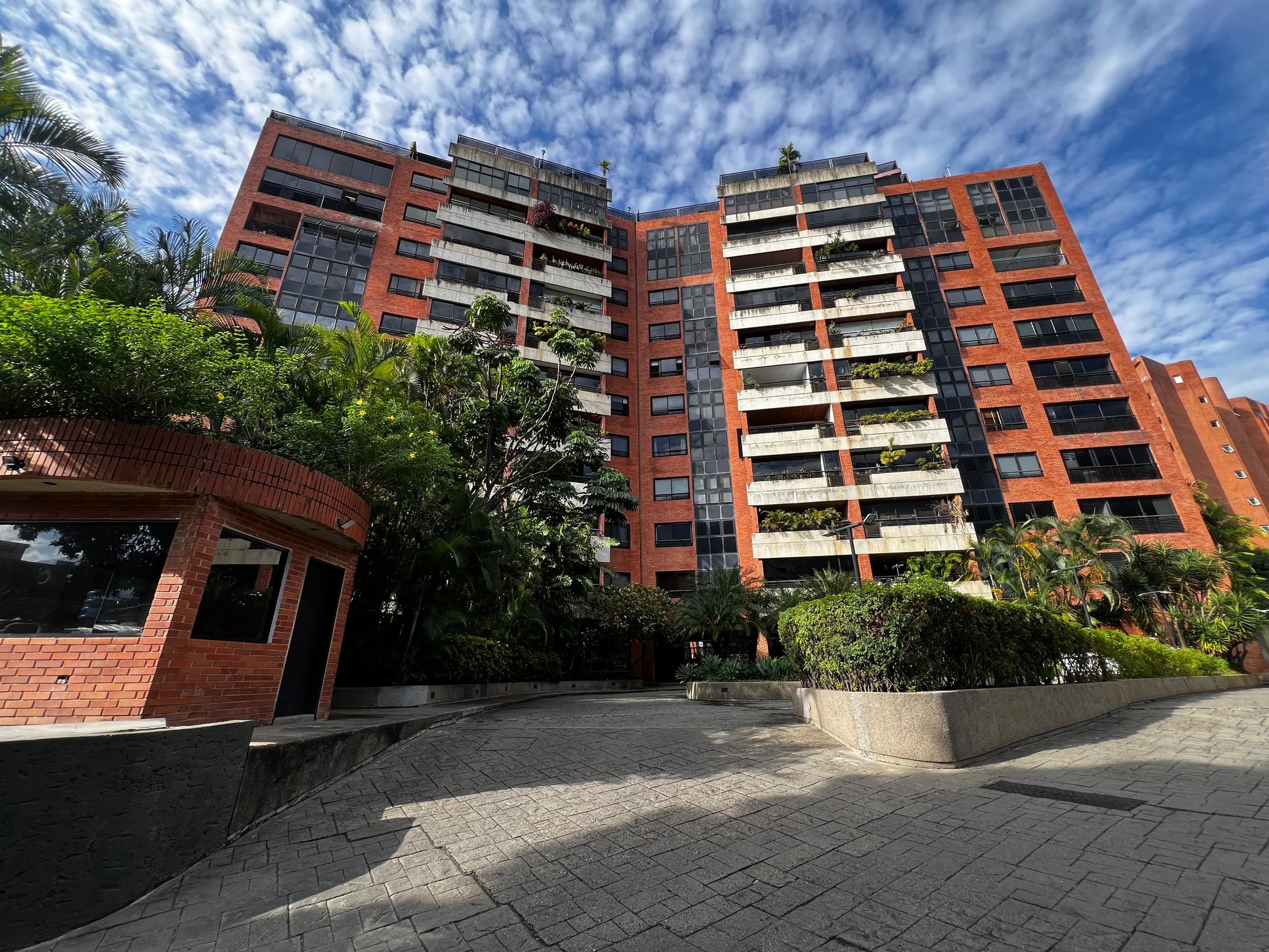 Se alquila Apto 85m² 2h/2b/2p Pedregal 1