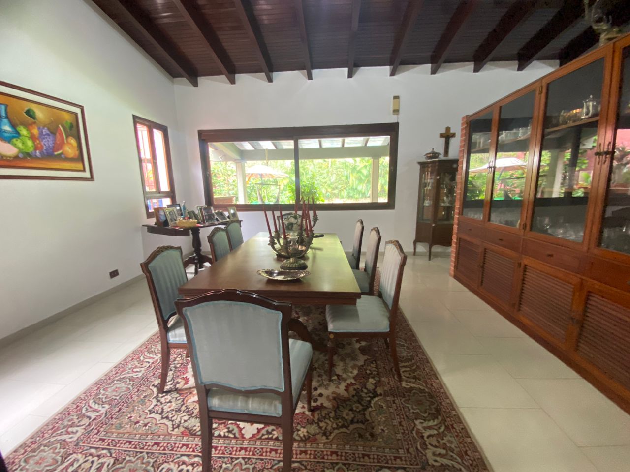 Se vende/alquila Casa 770m² Colinas de Tamanaco 5h+s/4b/6e 2