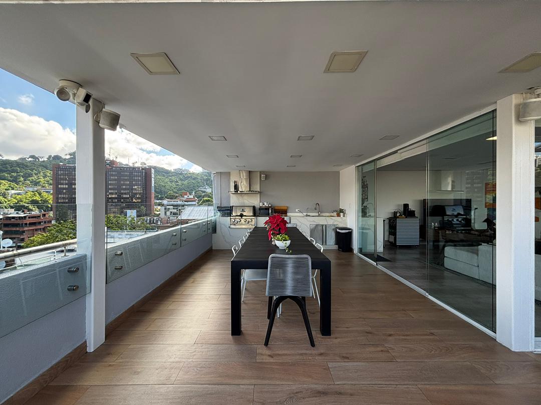 Se vende Apto PH 573m² 4h+s/6b+s/6p Los Naranjos de Las Mercedes - Otras fotos