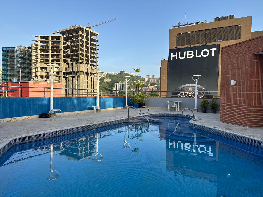 Se vende Apto 112m² 2h/2b/2p Las Mercedes - Otras fotos