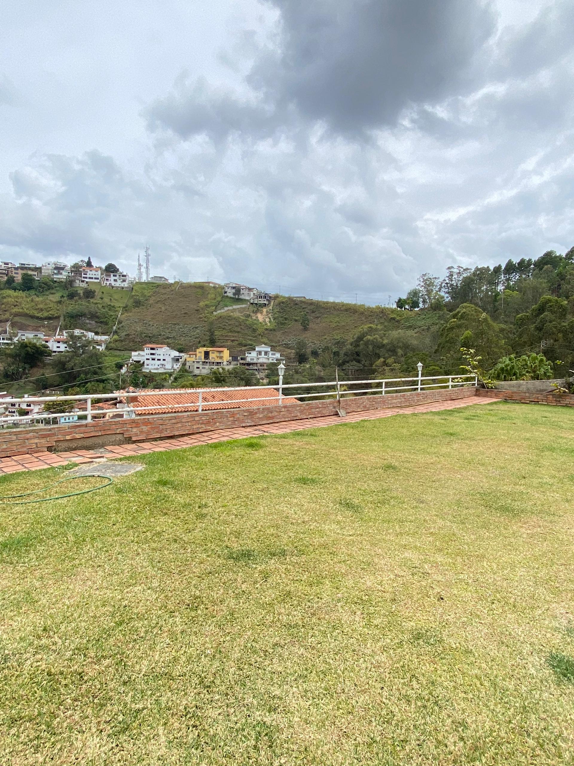 Se vende casa 1724m² 5h+1s/5b+1s/10e Carrizal - Otras fotos