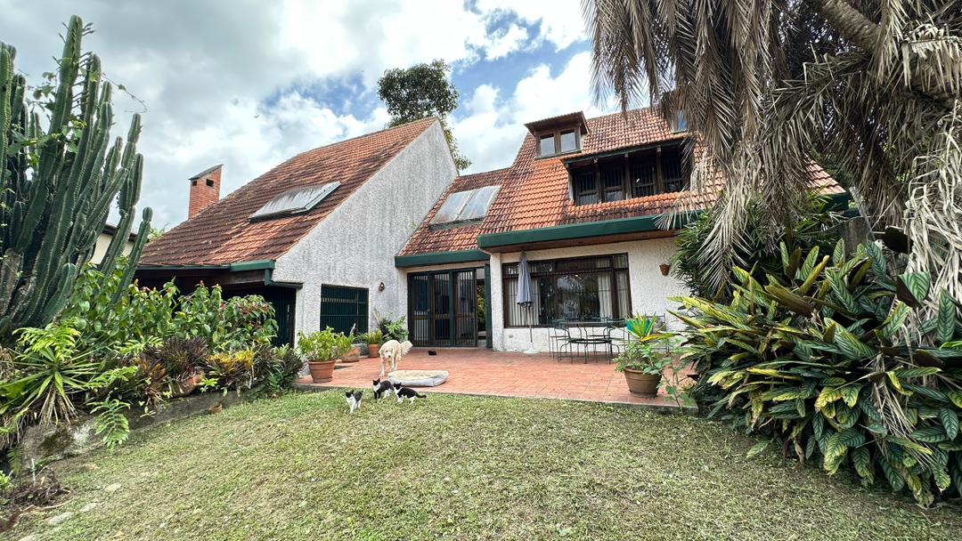 Se Vende Casa 1650m² 6h/3b+s+v/2p Oripoto 2