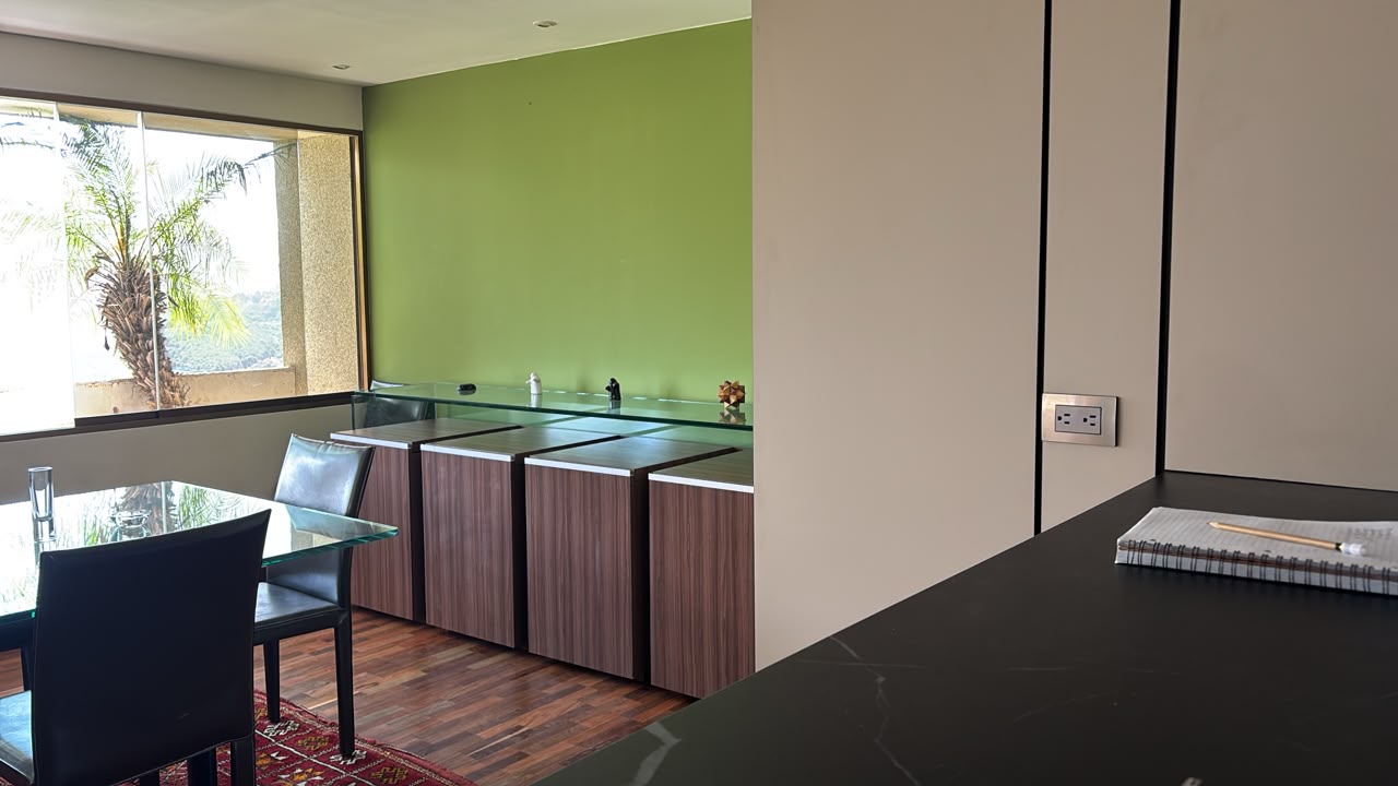 Se alquila Apto 263m² 2h+s/3b+s/3p Valle Arriba 4