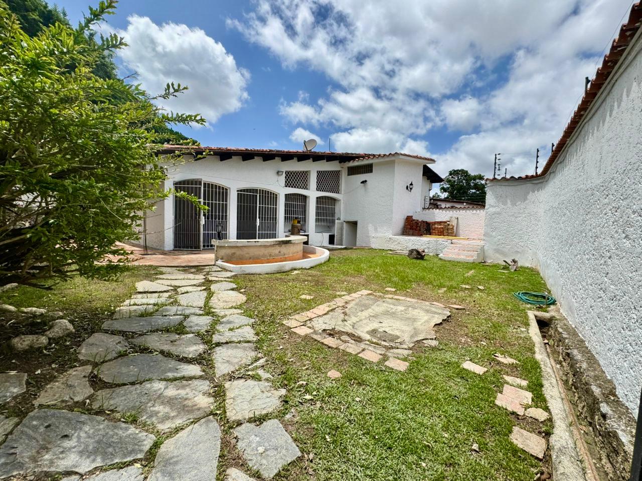 Se vende casa 1102m² 4h+2s/4b+s/5p Prados del Este - Otras fotos