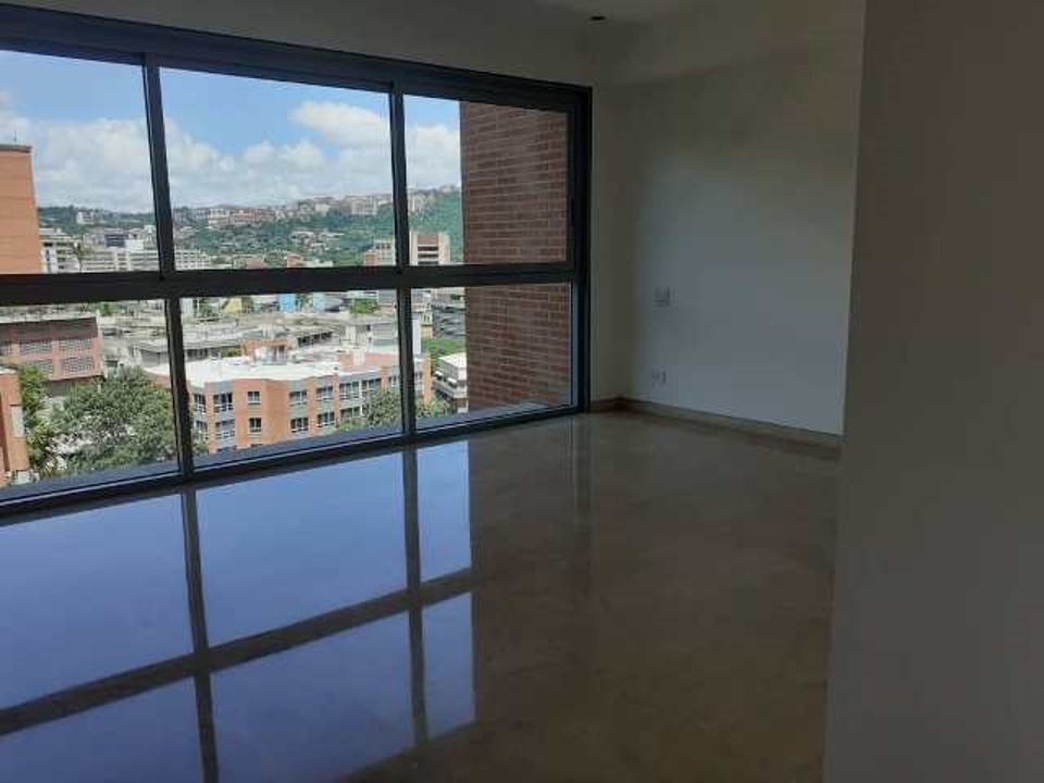 Se alquilan Aptos 206 m² 3h/3b/2p Lomas de las Mercedes 4