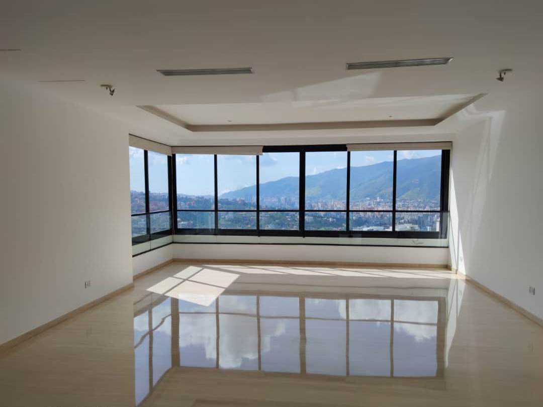 Se vende Apto 405m²–4h+s∕5b+s∕5p en San Roman - Otras fotos