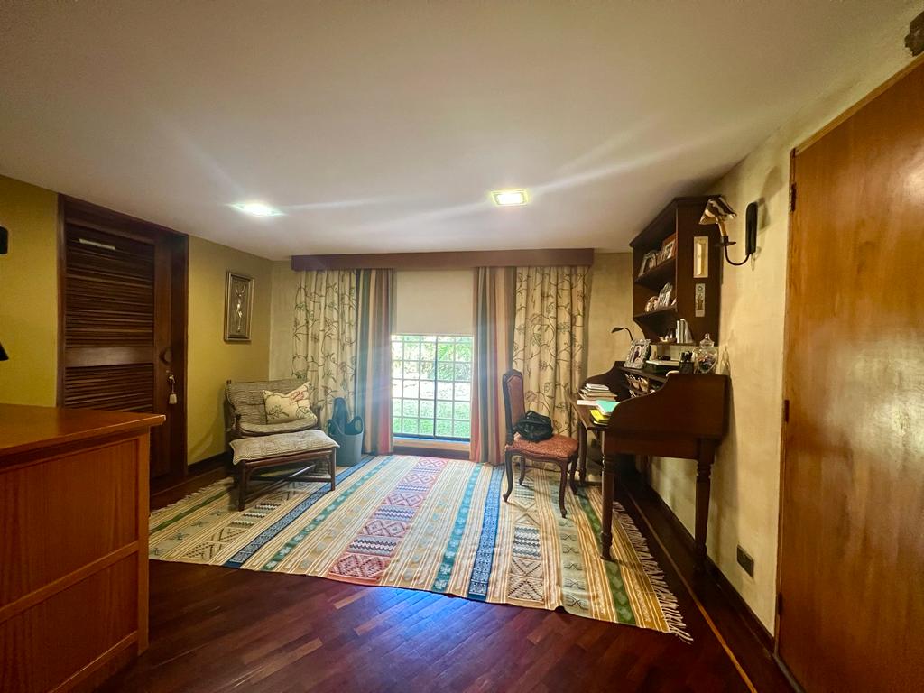 Se vende PB 220m² 3h+1s/4b+1s/3p Los Samanes - Otras fotos