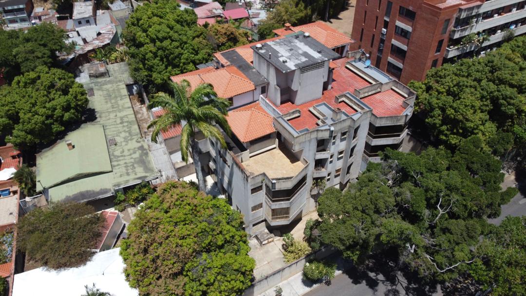 Se vende terreno 2.981,69m² Alta Florida 1
