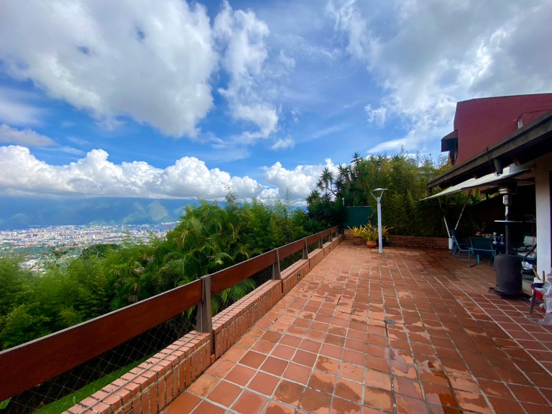 Se Vende Casa 1600m² 5h+2s/ 9b+2s/ 7e Alto Hatillo - Otras fotos