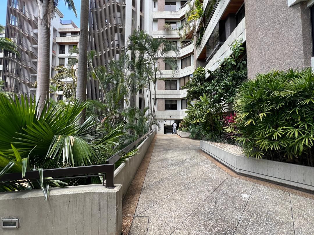 Se vende Apto 280m² 3h+s/3.5+sb/4p Colinas de Valle Arriba - Otras fotos