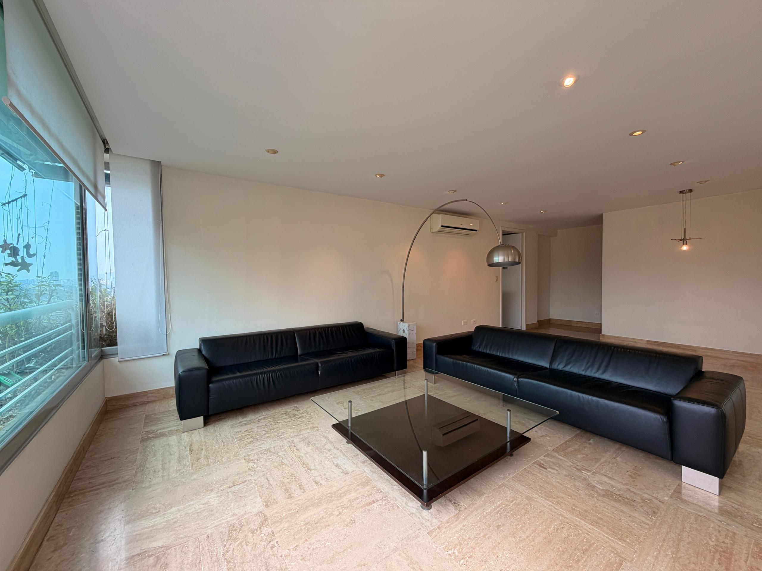 Se vende Apto 138m² 2h/2.5b+s/3p Lomas de Las Mercedes - Otras fotos