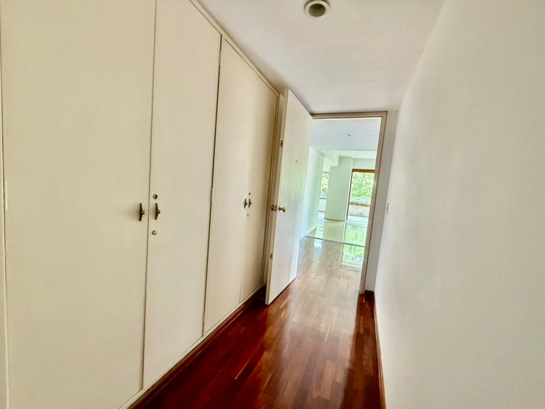 Se alquila Apto 232m² 3h+s/2b+s+v/4p La Castellana - Otras fotos