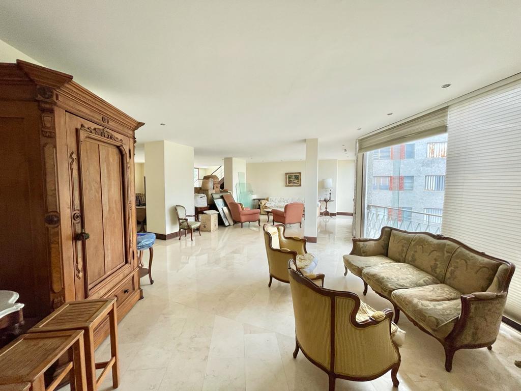 Se vende Apto PH 680m² 5h/4.5b/4p La Castellana 4