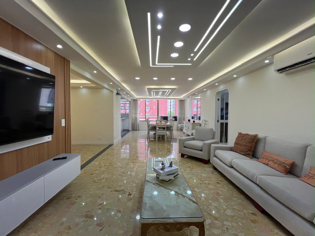 Se alquila Apto 182m² 3h+s/3b+s/2p El Rosal 4