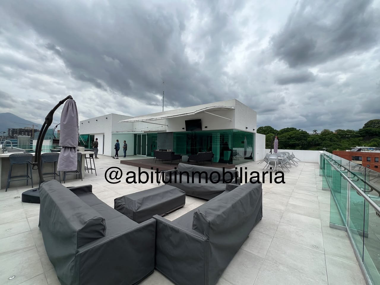 Se alquila Apto 104m² 1h/2b/2p Las Mercedes - Otras fotos
