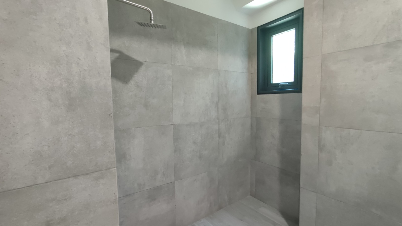 Se venden Aptos 168m² 2h+s/2b+s/2p Macaracuay 4