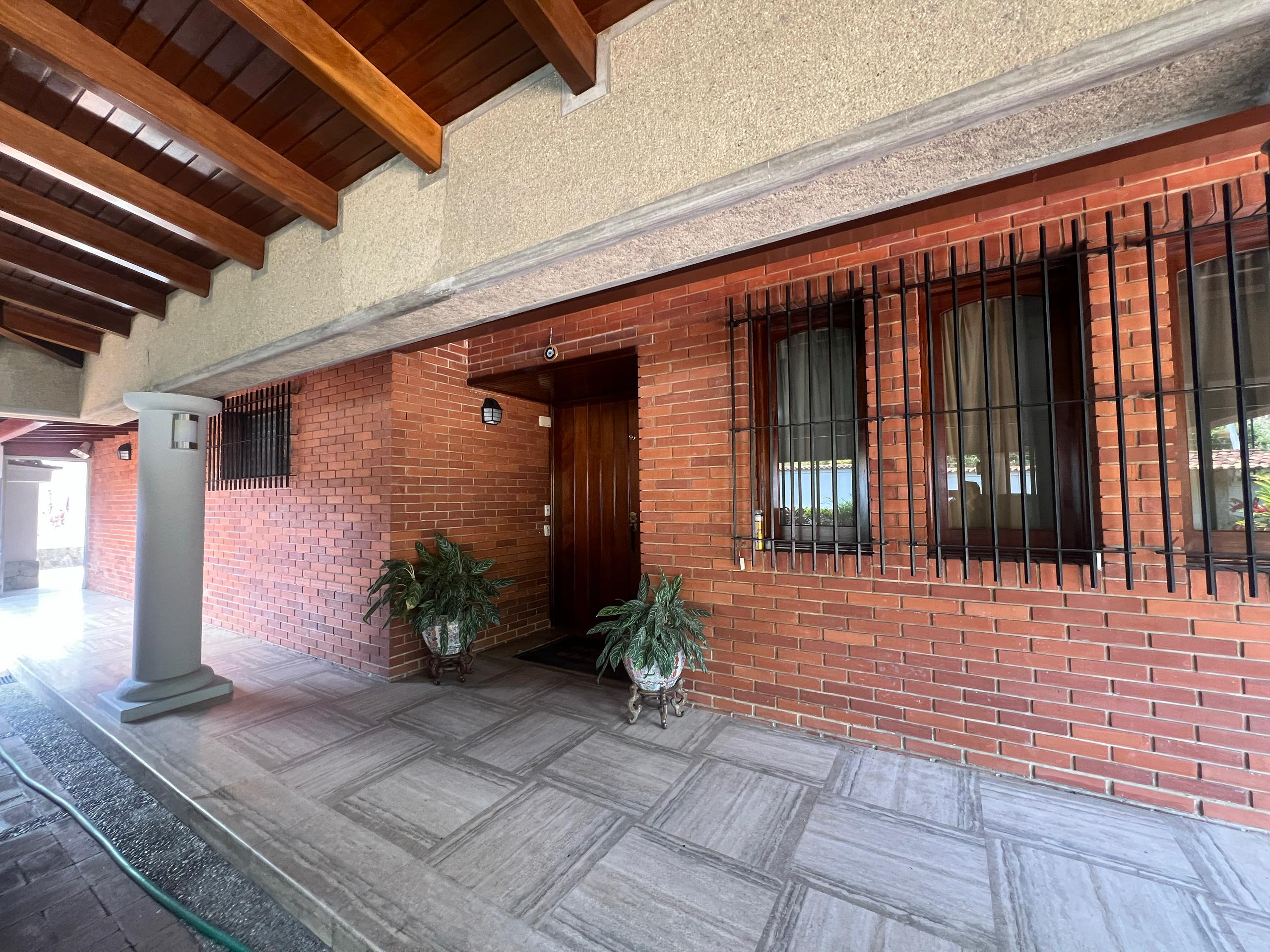 Se vende casa 2000m² 4h+1s/4b+1s/12e Cerro verde - Otras fotos