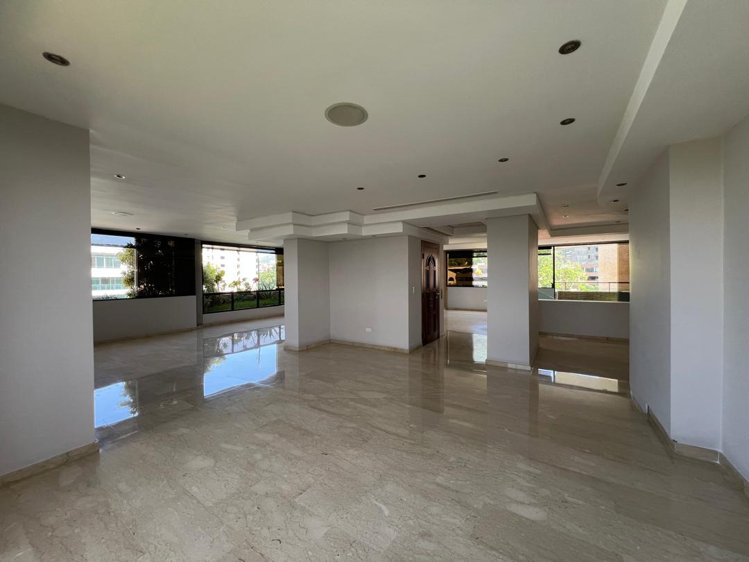 Se alquila Apto PH 592m² 6h/7b/7p La Castellana 3